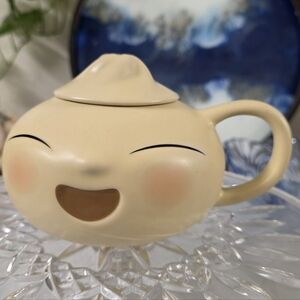 Disney Store Pixar BAO FIGURAL MUG with LID